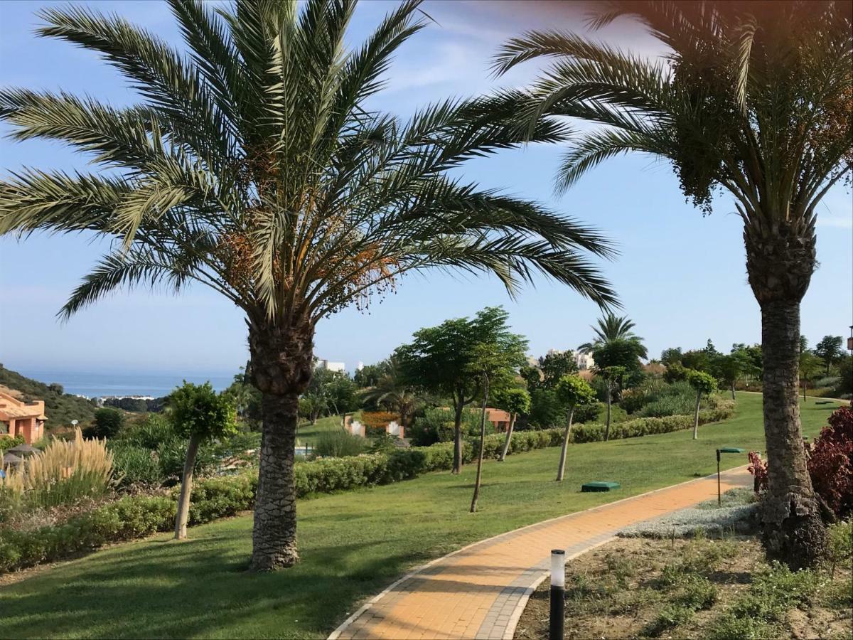 Penthouse, Casares Del Sol, Malaga Lägenhet Exteriör bild
