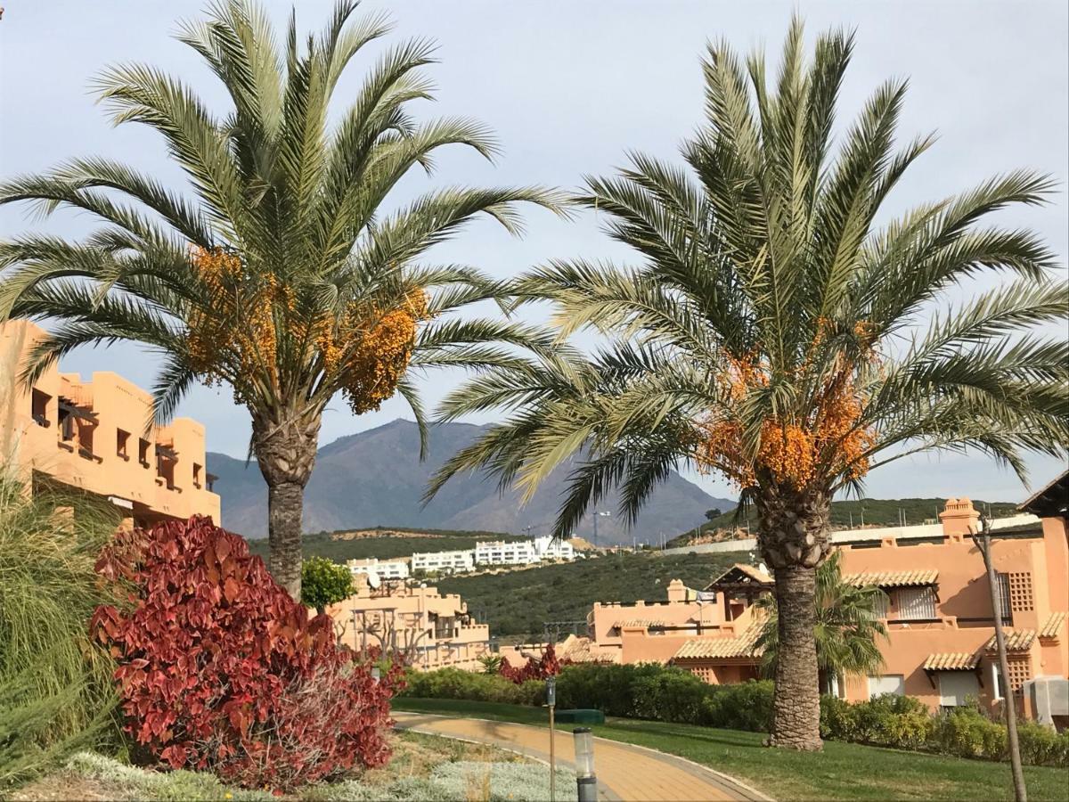 Penthouse, Casares Del Sol, Malaga Lägenhet Exteriör bild